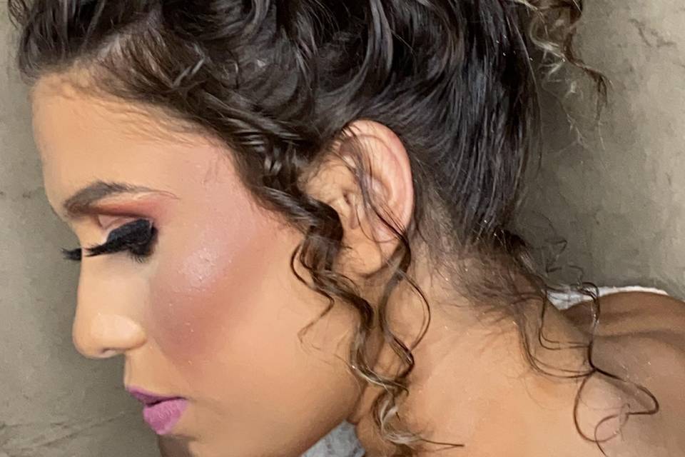 Penteado cacheadas