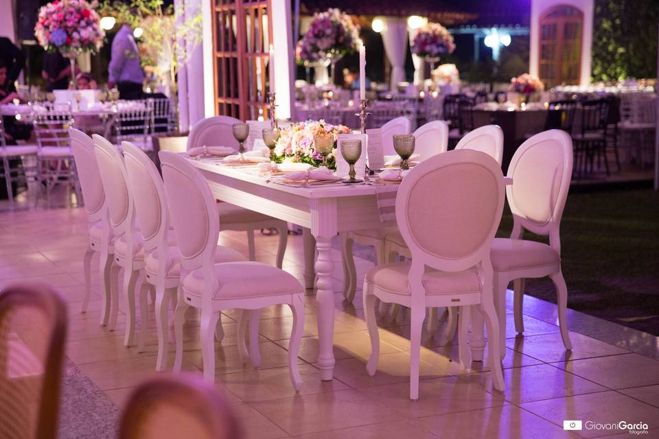 Allure Decor