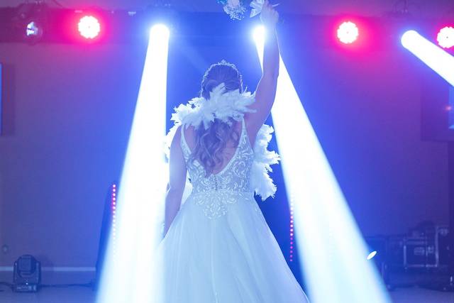 Noivas solta o boque