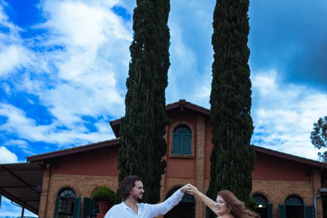 Ensaio na vinícola e vinhedo