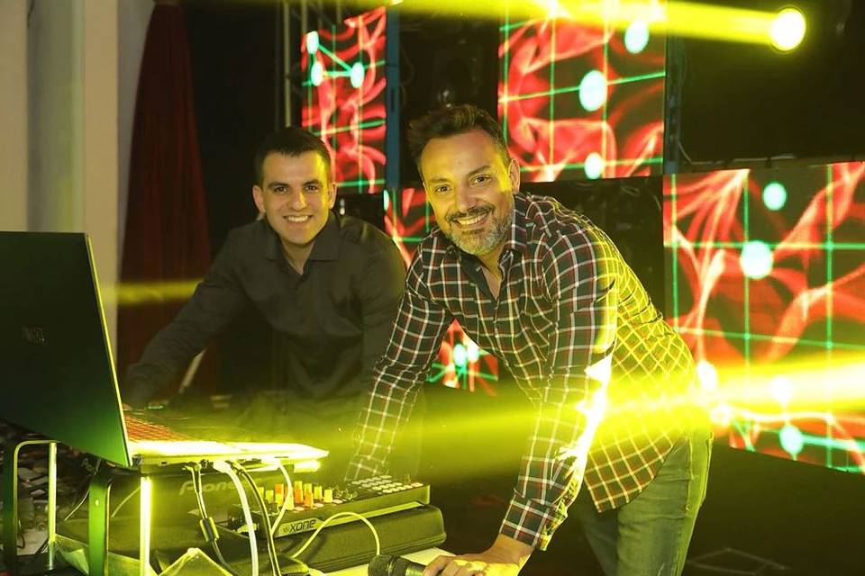 Dj Felipe Carvalho e Vj Marque