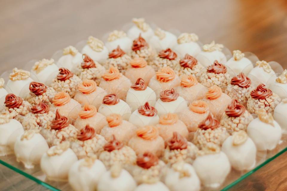 Brigadeiros e Camafeu