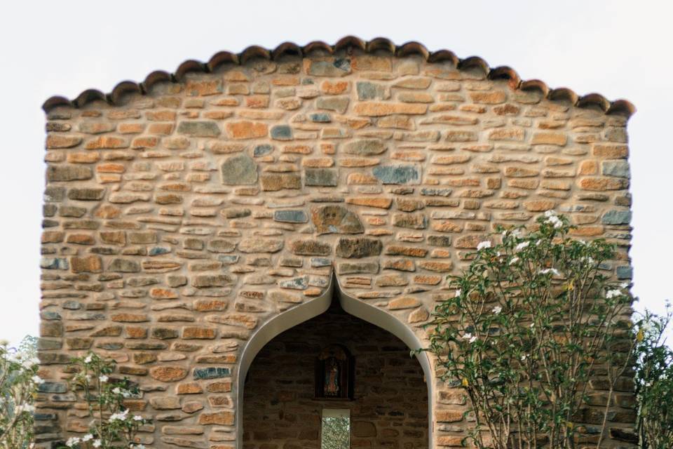 Dentro da capela