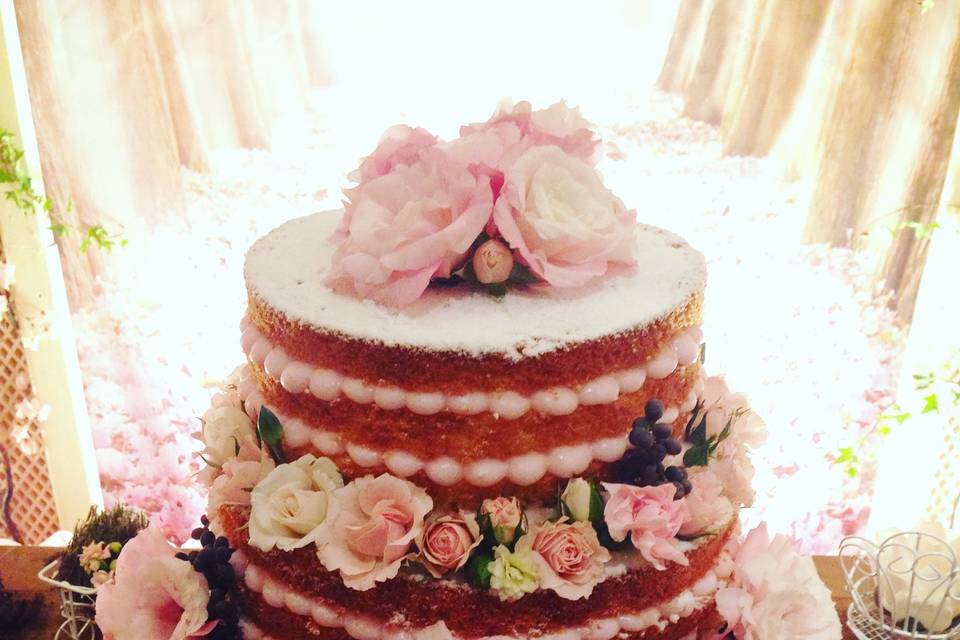 Naked cake com flores