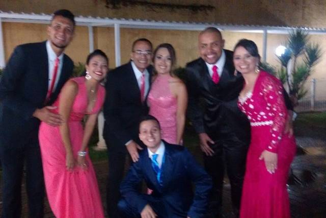 Padrinhos com o noivo