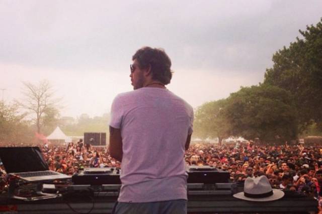 Rent a Band | DJ