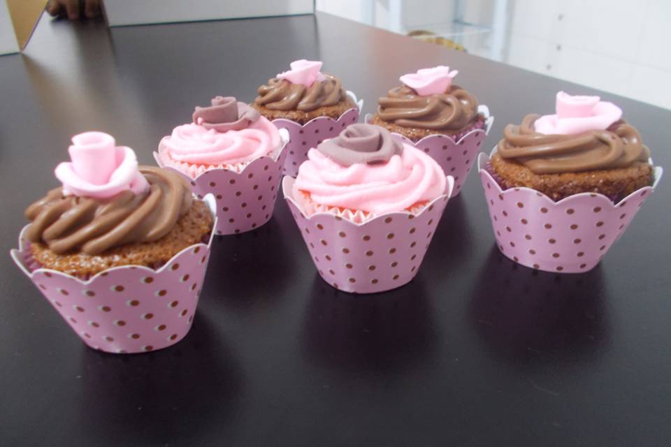 Cupcake rosa e marrom