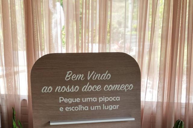 Totem de Pipoca Doce