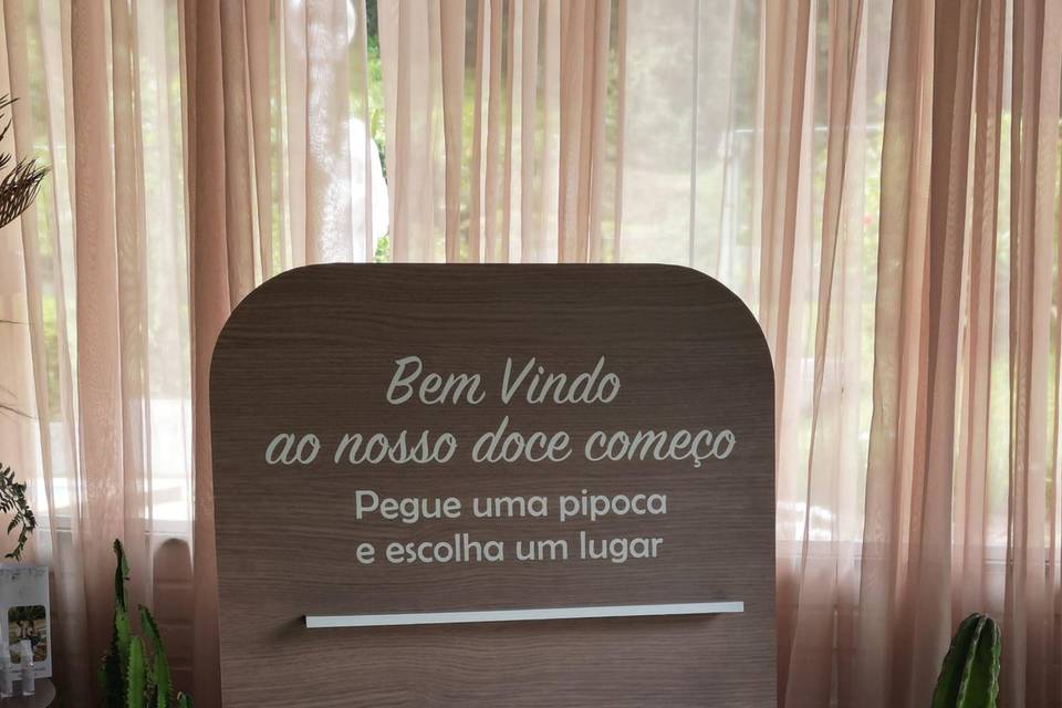 Totem de Pipoca Doce
