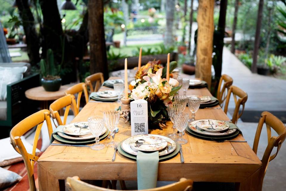 Elaine & Roberto | menu