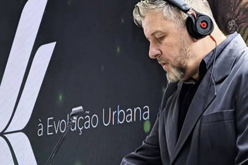 DJ Cleber Souza