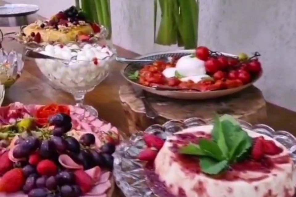 Buffet, grazing Tablet, Food