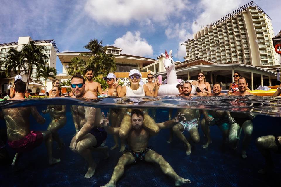 Festa de Casamento na Piscina,