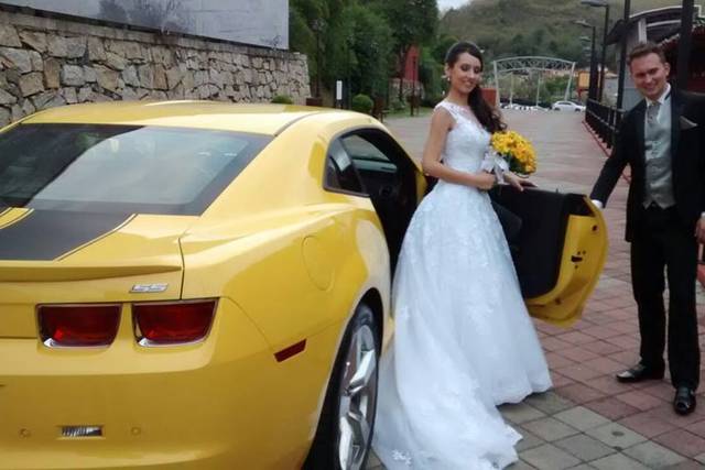 Camaro amarelo