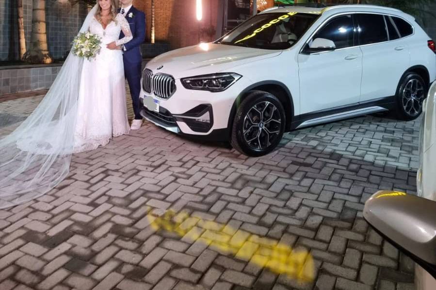 BMW X1 teto solar panorâmico