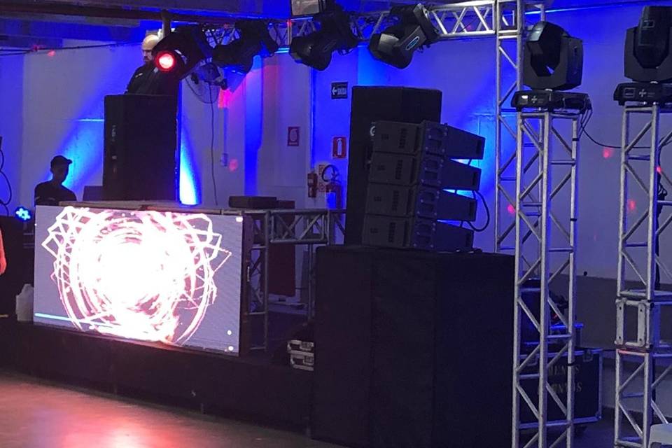 House DJ com LED