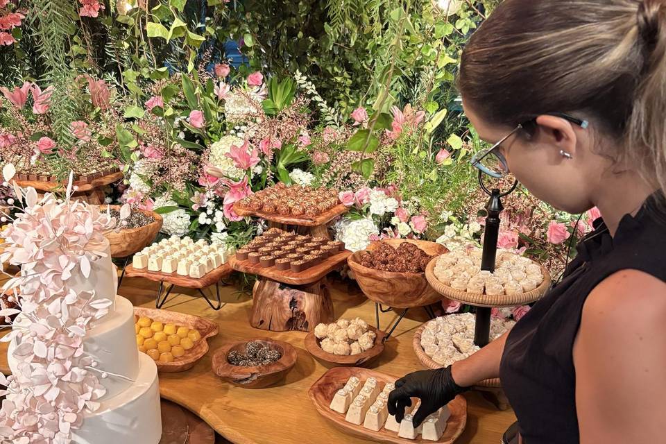 Reposição durante a festa