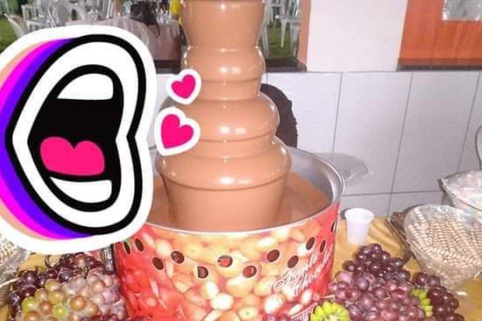 Deus é fiel fonte de chocolate