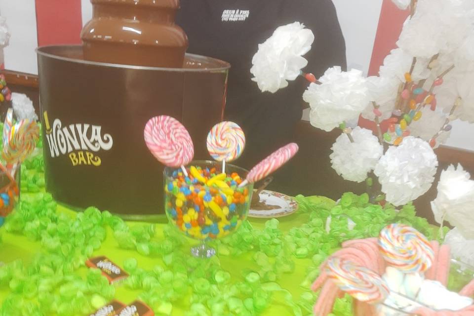 Deus é fiel fonte de chocolate