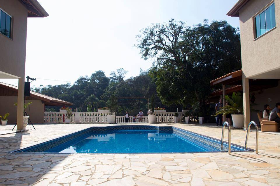 Piscina e Salão