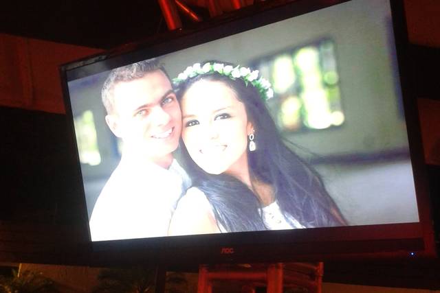 Personalize com TVs Full HD