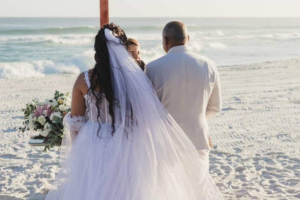 Casamento na Praia Cruz