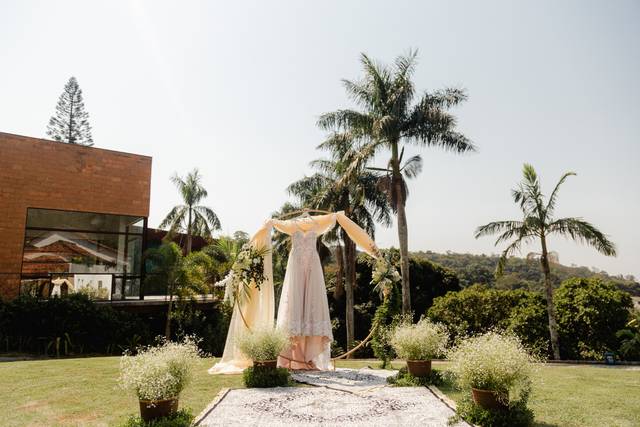 Editorial elopement wedding