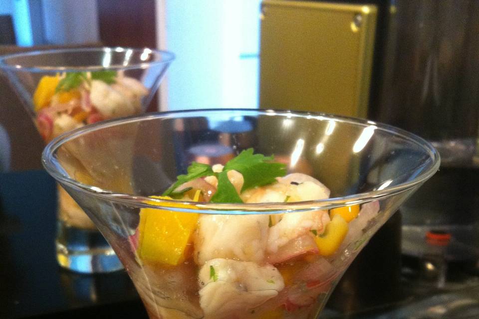 Ceviche de Robalo e Manga