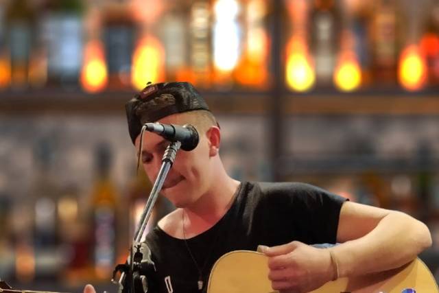 Banda ou voz e violão