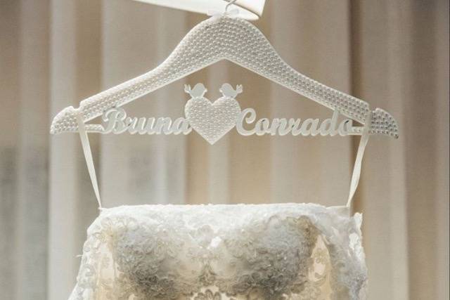 Cabide de noiva com pérolas