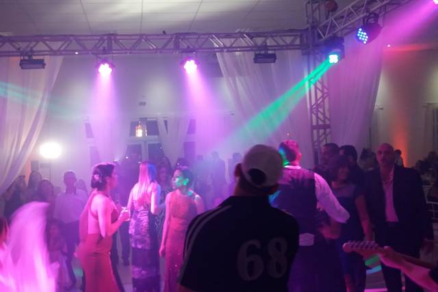 Grid 6x6 com iluminação