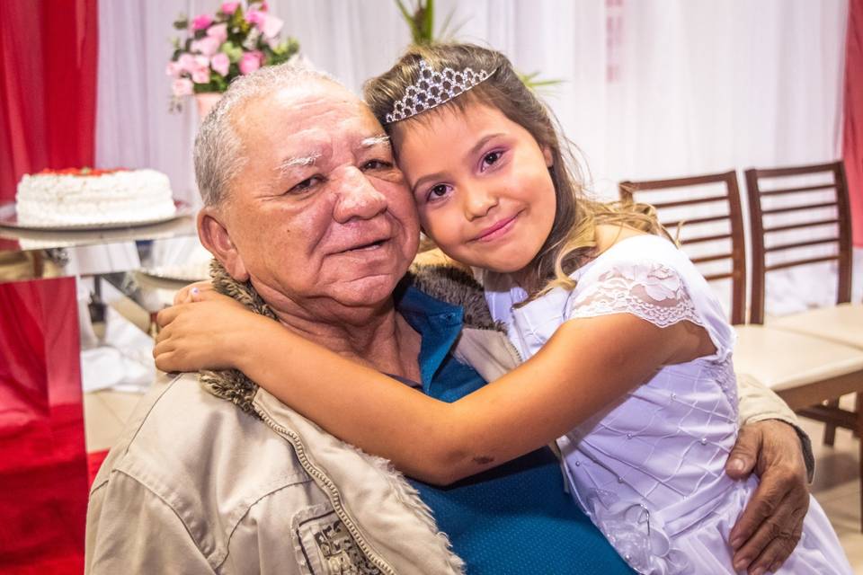 Avô e filha do noivo