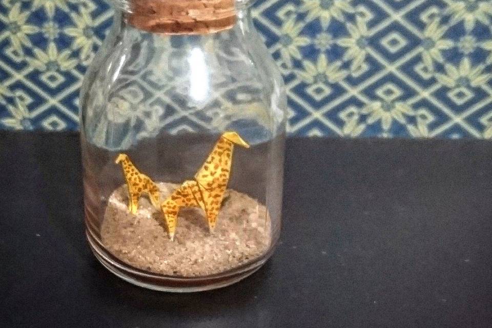 Mini girafas na garrafinha