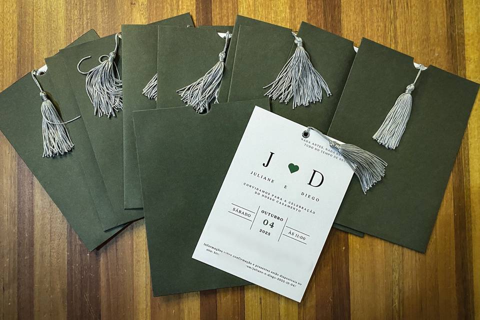 Convite com tassel