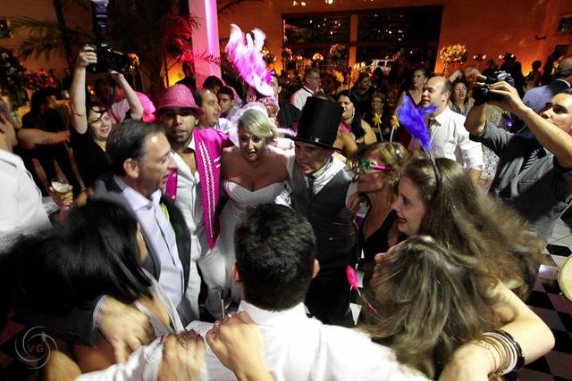 Felicidade dos noivos