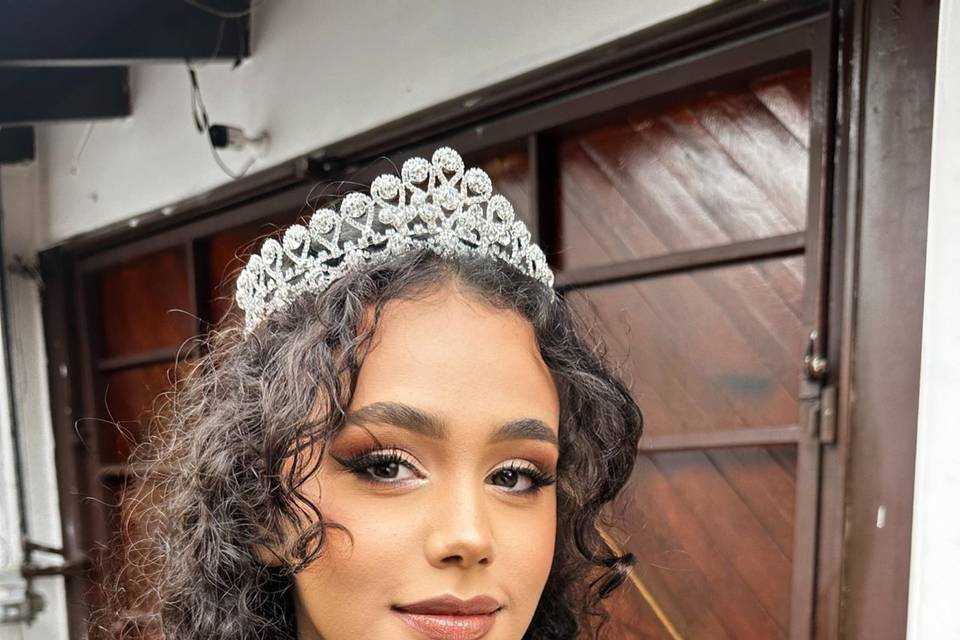 Debutante