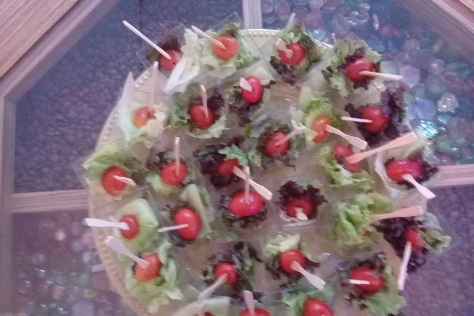 Salada nas tacinhas