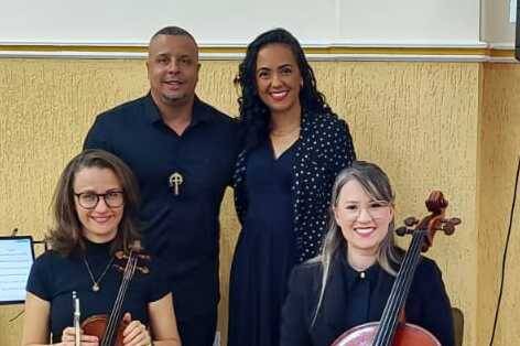 Voz, Violão, Violino e Chello