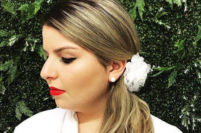 Penteado e Maquiagem