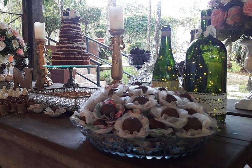 Mesa do bolo casamento rustico