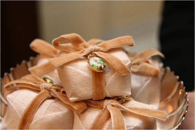 Bem-casados com medalinha
