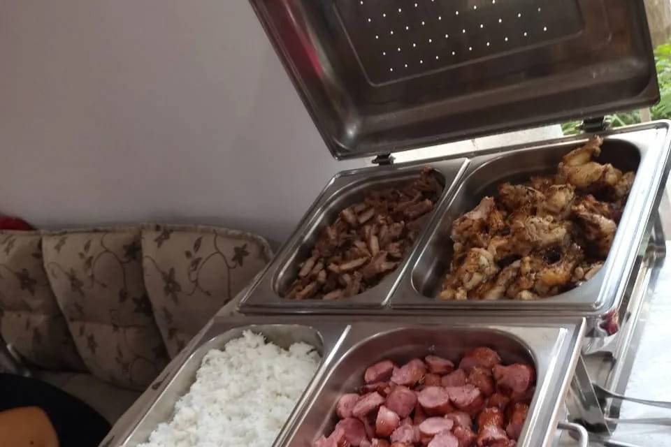 Rechaud com churrasco