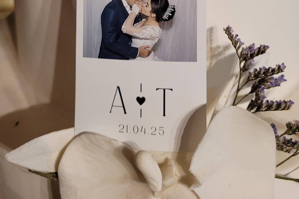 Polaroid