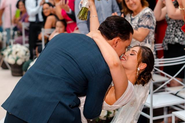 O beijo da saída para a pista
